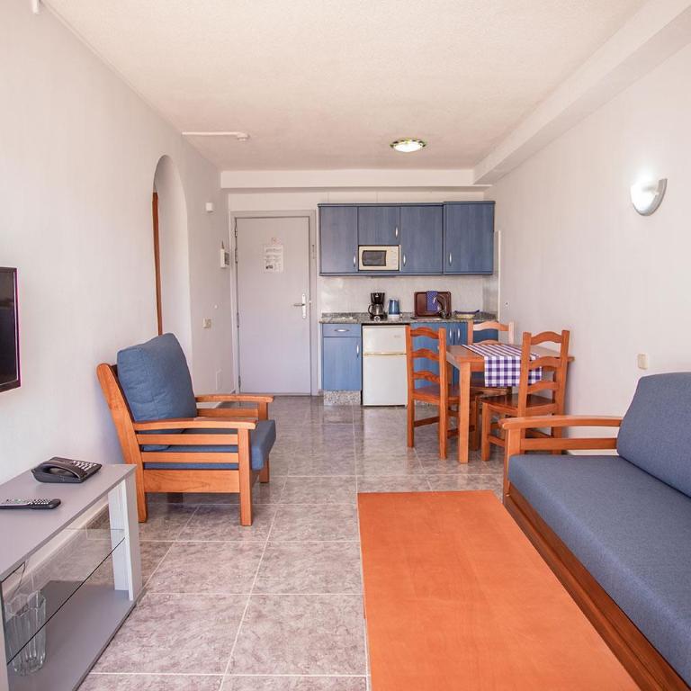 Servatur Montebello - Apartamento con vistas parciales al mar - 3