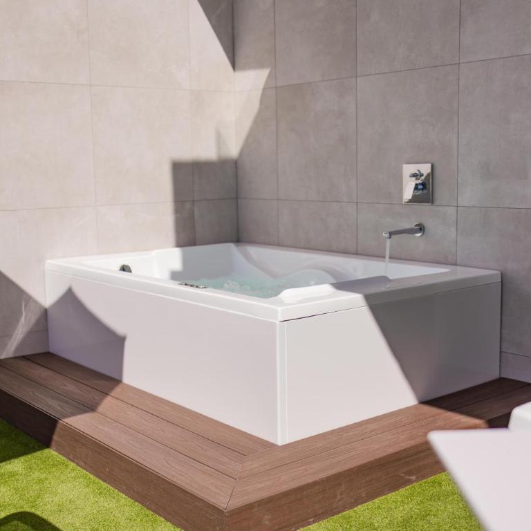 Servatur Hartaguna - Adults Only - Premium Studio with Outdoor Whirlpool - 12