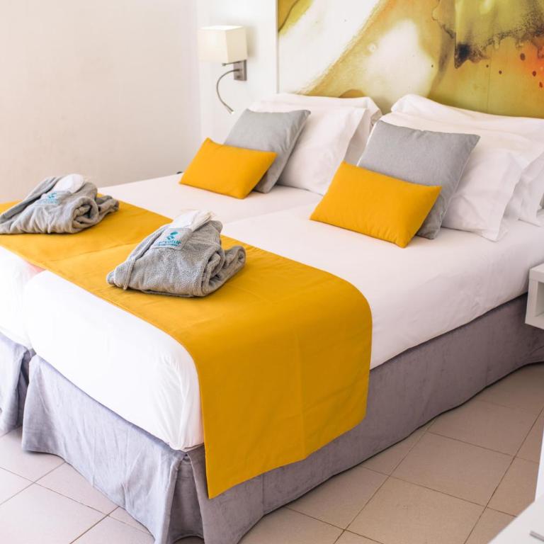 Servatur Waikiki - Habitación Doble Superior con balcón grande - Planta superior - 3