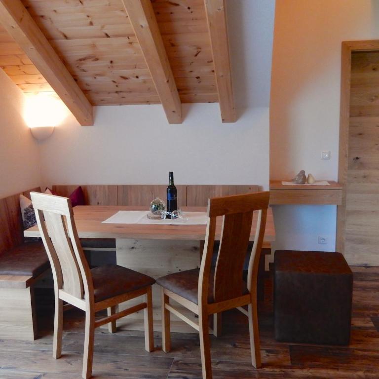 Ferienwohnung Kirchschlager Zirbenholz & ruhige Lage im Ausseerland - Apartamento de 1 dormitorio - 6