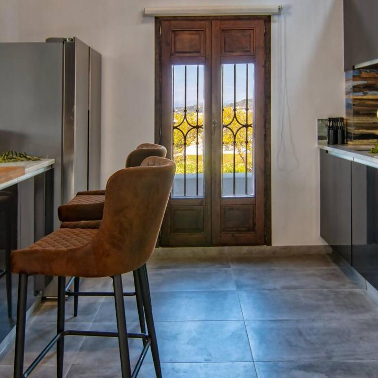 La Casa Gris Boutique Home - Villa - 15