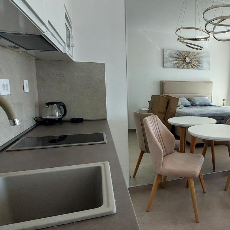 Azure Mare - Studio sa Pogledom na More - 2