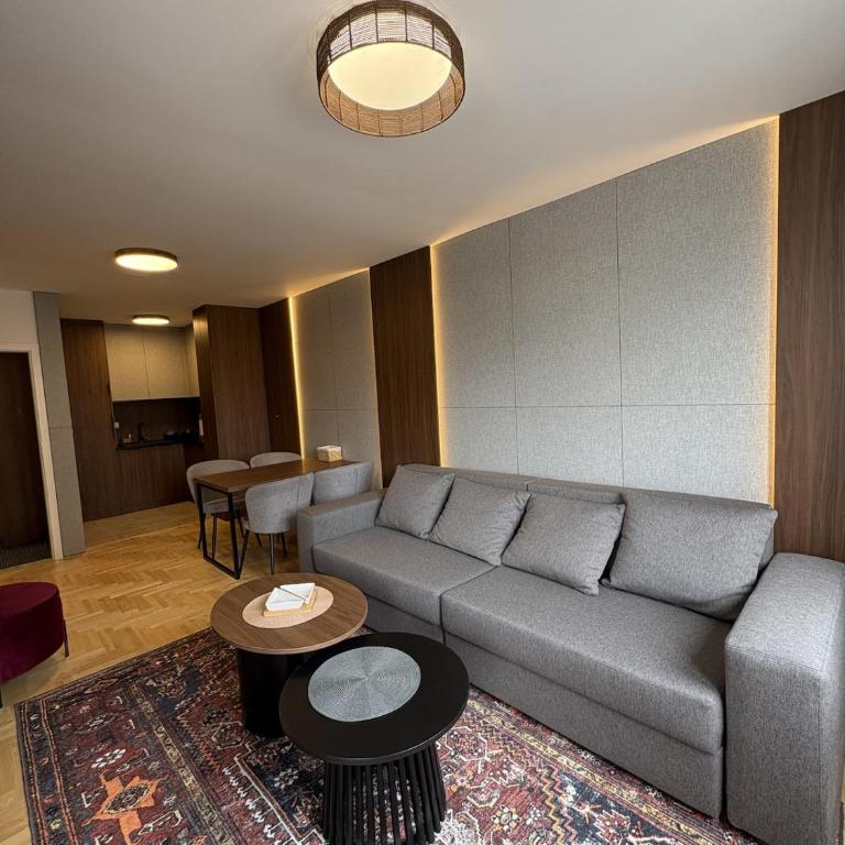 Self check-in lux apt near Jahorina & Sarajevo - One-Bedroom Apartment with Balcony - 6