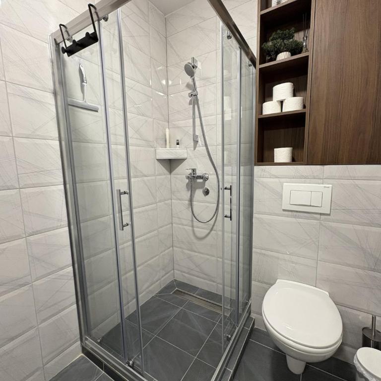 Self check-in lux apt near Jahorina & Sarajevo - One-Bedroom Apartment with Balcony - 21