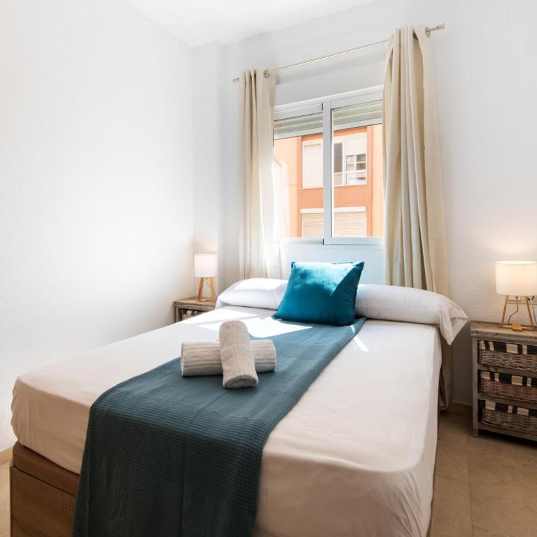 NEW 1st CORNER City center Apartment Ideal for Groups - Apartamento de 3 dormitorios - 10