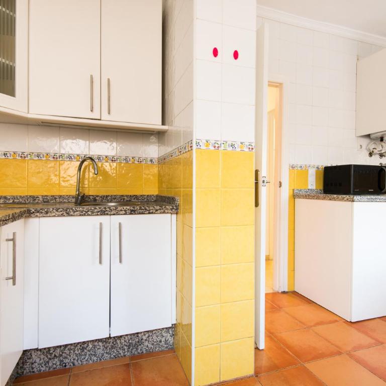 NEW 1st CORNER City center Apartment Ideal for Groups - Apartamento de 3 dormitorios - 39