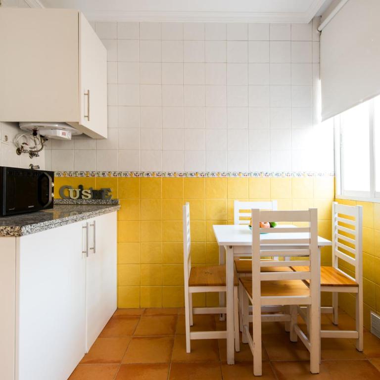NEW 1st CORNER City center Apartment Ideal for Groups - Apartamento de 3 dormitorios - 41
