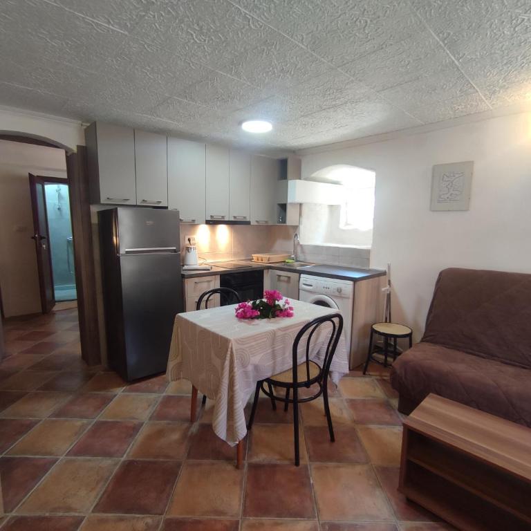 Radimir 101 - One-Bedroom Apartment - 8