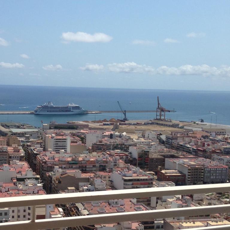 Alicante Top Sea View 29th Apts Downtown&Beach - Apartment with Mountain View - 39