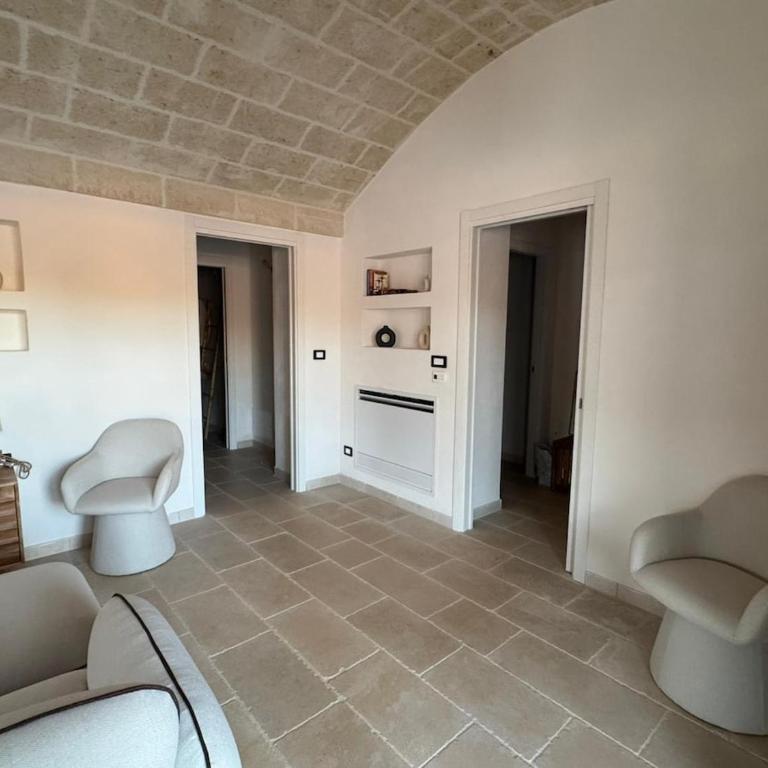 Tenuta Emma - Villa con Piscina Privata - 17