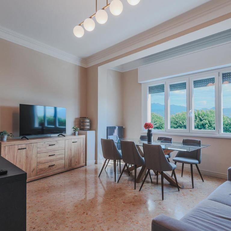 Palazzo 38 - Appartamento con 2 Camere da Letto e Vista Lago - 18
