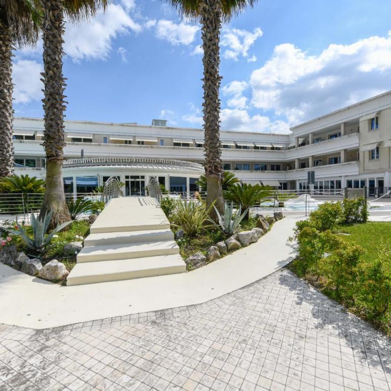 Fab Lac apartment with pool & terrace & freePark - Appartamento con 1 Camera da Letto - 34
