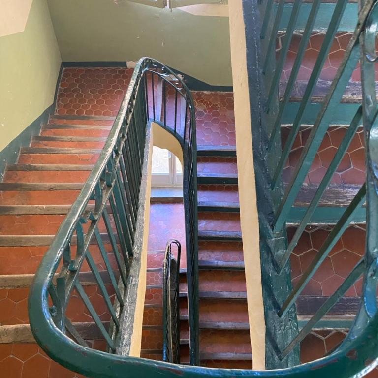 Appartement rénové plein centre - Apartamento de 2 dormitorios - 17