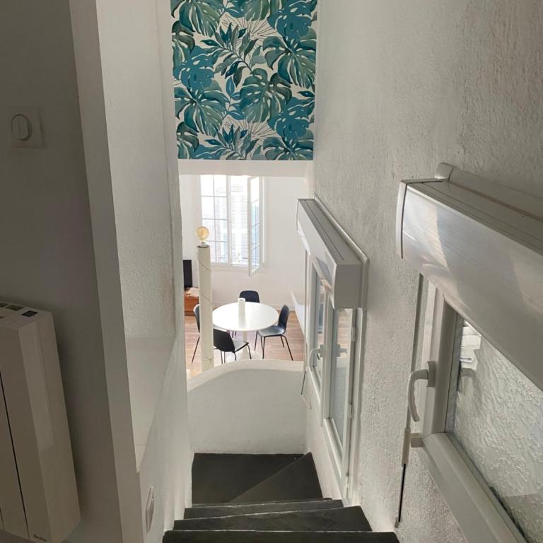Appartement rénové plein centre - Apartamento de 2 dormitorios - 13