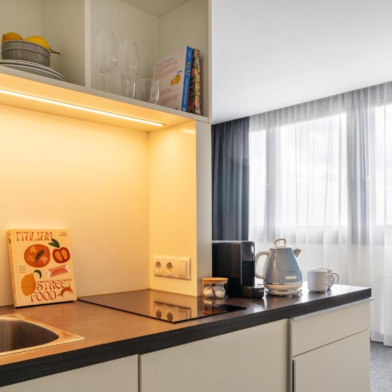 Numa Munich Viktoria - Großes Studio mit Küchenzeile - 10