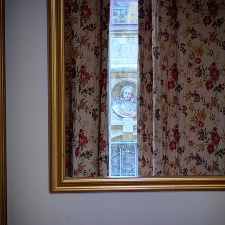 Locanda Dell'Arte - Camera Matrimoniale con Balcone - 11