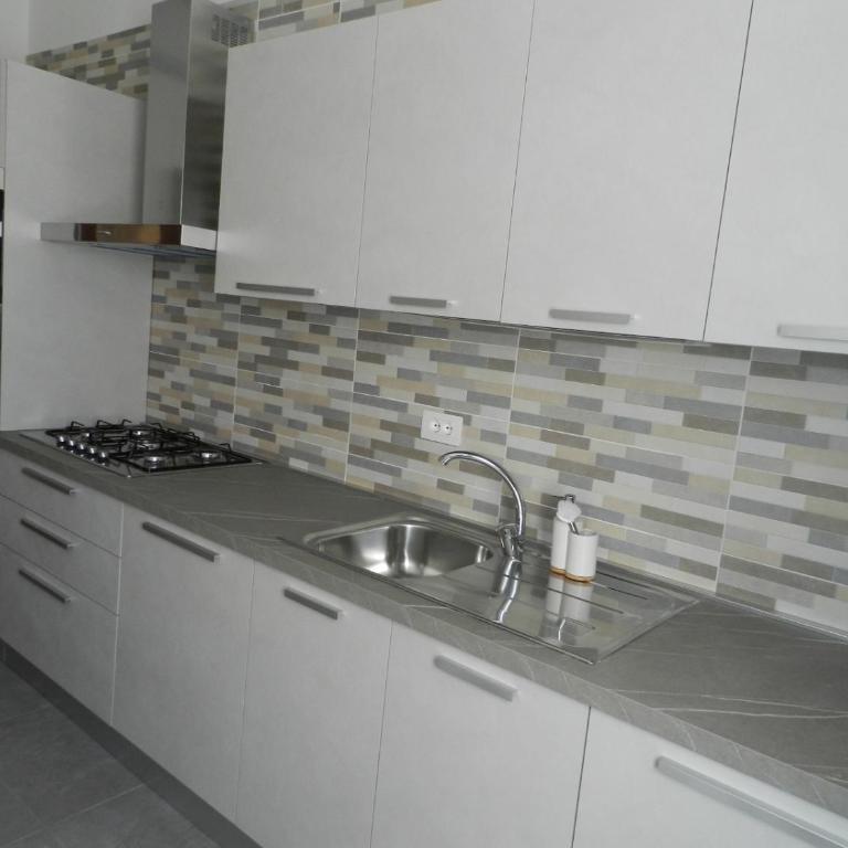 Family Home Salerno - Appartamento con 2 Camere da Letto - 15