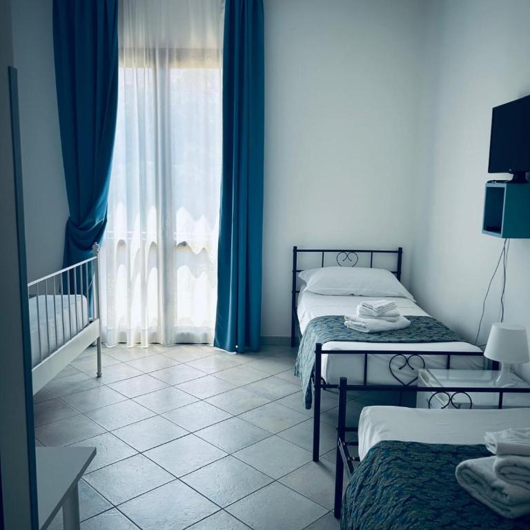 Hotel Achibea - Camera Quadrupla - 7
