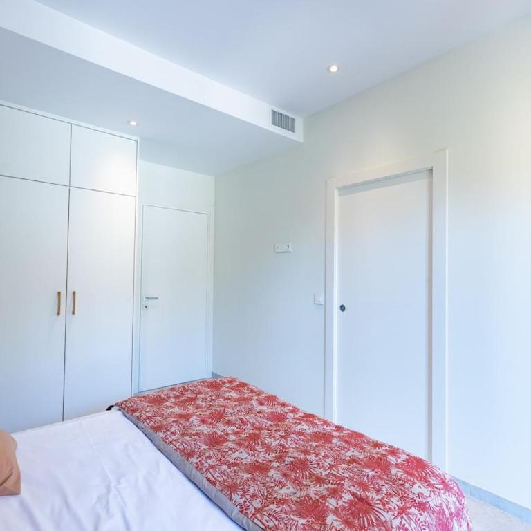 Appart Hotel 4 chambres - parking - piscine commune - Apartment - 34