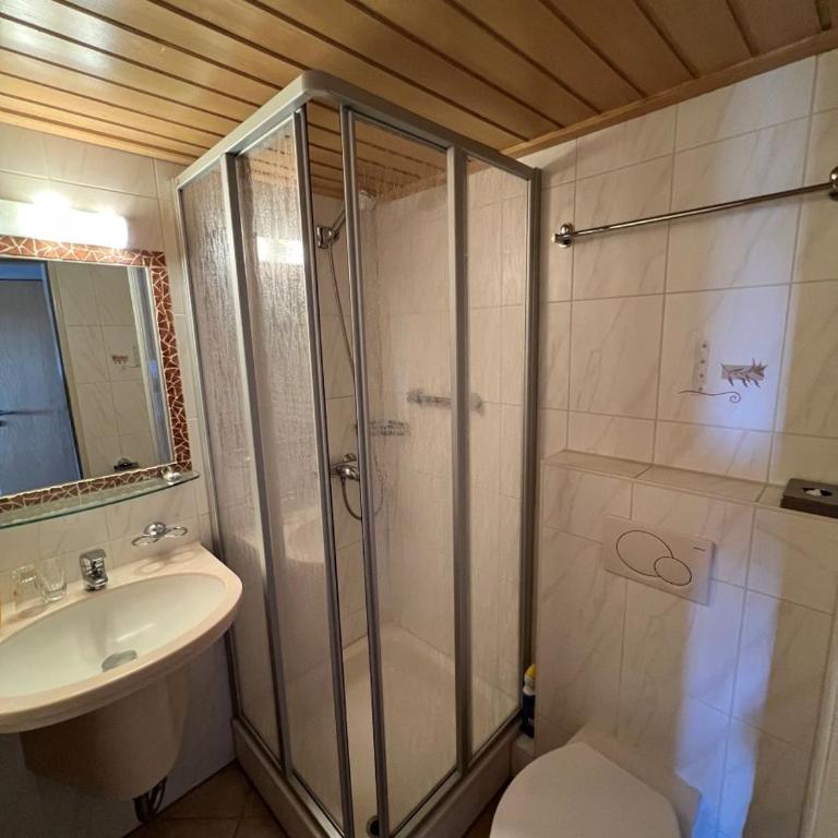 Gästehaus-Pension Keiss - Apartment mit 1 Schlafzimmer und Gartenblick - 4