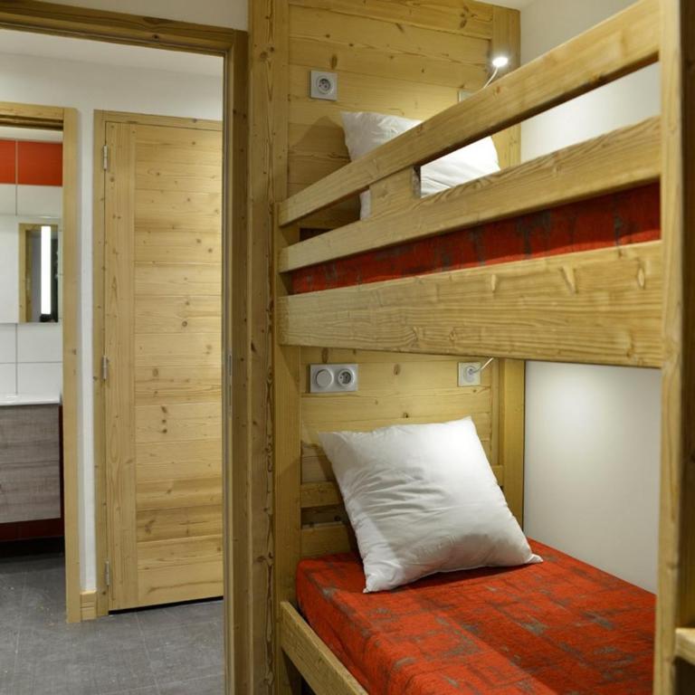 Appartement cosy, proche des pistes avec balcon, spa et équipements modernes - Apartamento de 3 dormitorios - 4
