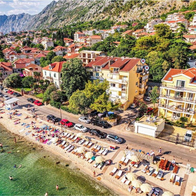 Barona Seaview Penthouse Kotor Bay - Three-Bedroom Apartment - 1