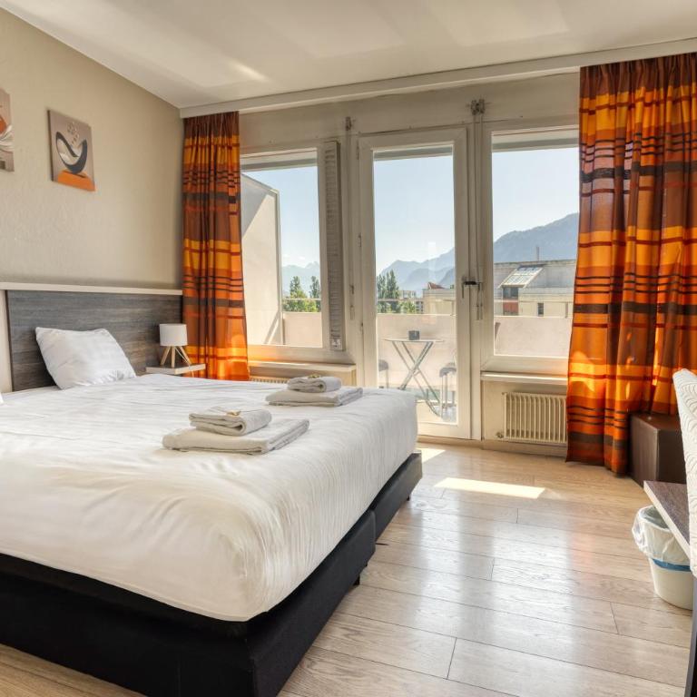 Hotel Castel - Doppelzimmer mit Balkon - 7