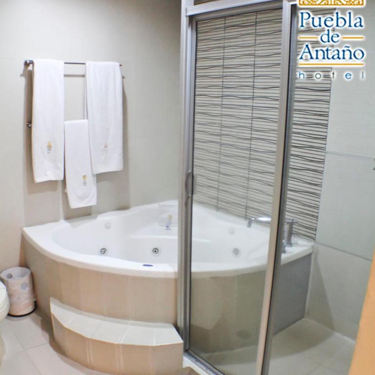 Hotel Puebla de Antaño - Suite con cama extragrande - 2