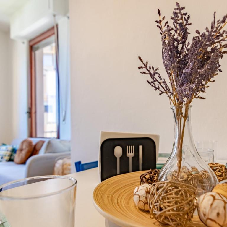 lnd 9- 2 Camere, 3 Balconi, parcheggio, zona residenziale - Appartamento con 2 Camere da Letto - 5