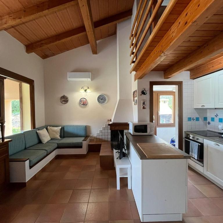 Sea Experiences 5 minuti dal mare- Ampia villa accessoriata - Appartamento con 3 Camere da Letto - 5