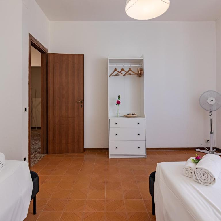 lnd 10- 2 Camere, parcheggio, ascensore, vicino al Centro - Appartamento con 3 Camere da Letto - 6