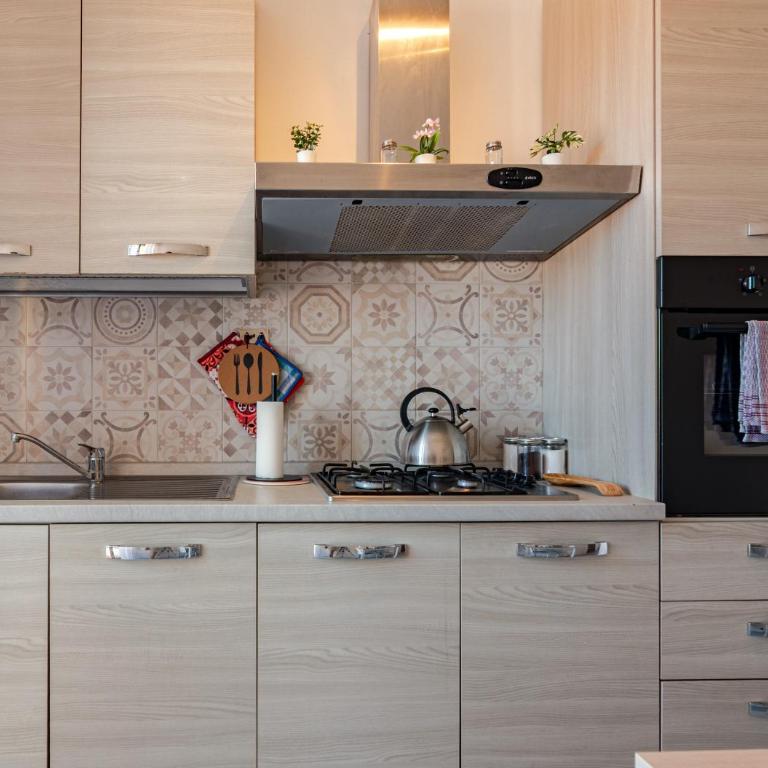 lnd 10- 2 Camere, parcheggio, ascensore, vicino al Centro - Appartamento con 3 Camere da Letto - 15