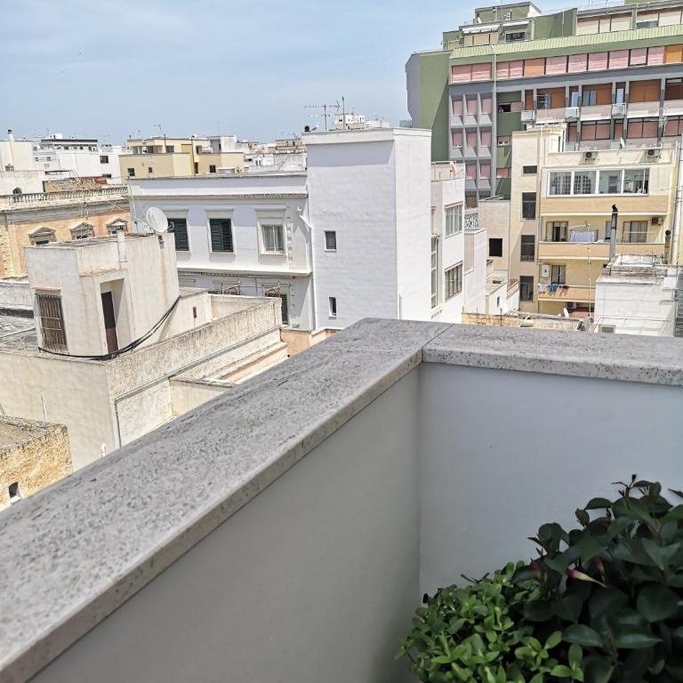 B&B Tra Scirocco e Tramontana - Camera Matrimoniale con Balcone - 18