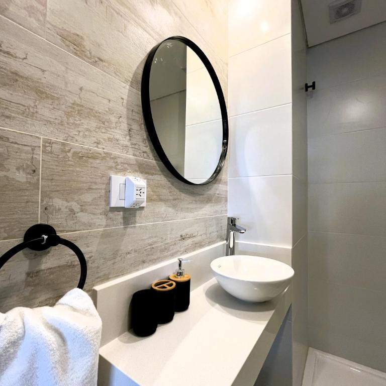 Nuevo, Elegante y Moderno, tu refugio urbano en Recoleta - Buenos Aires - Apartamento de 1 dormitorio - 22