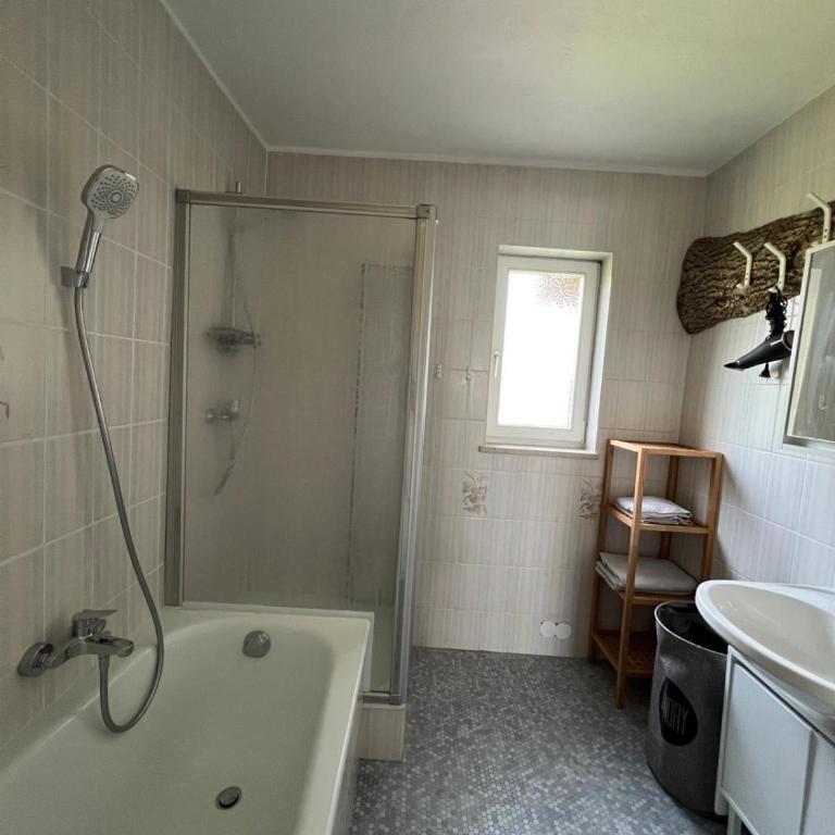 Helle & gemütliche Wohlfühlwohnung - Apartment mit 2 Schlafzimmern - 3
