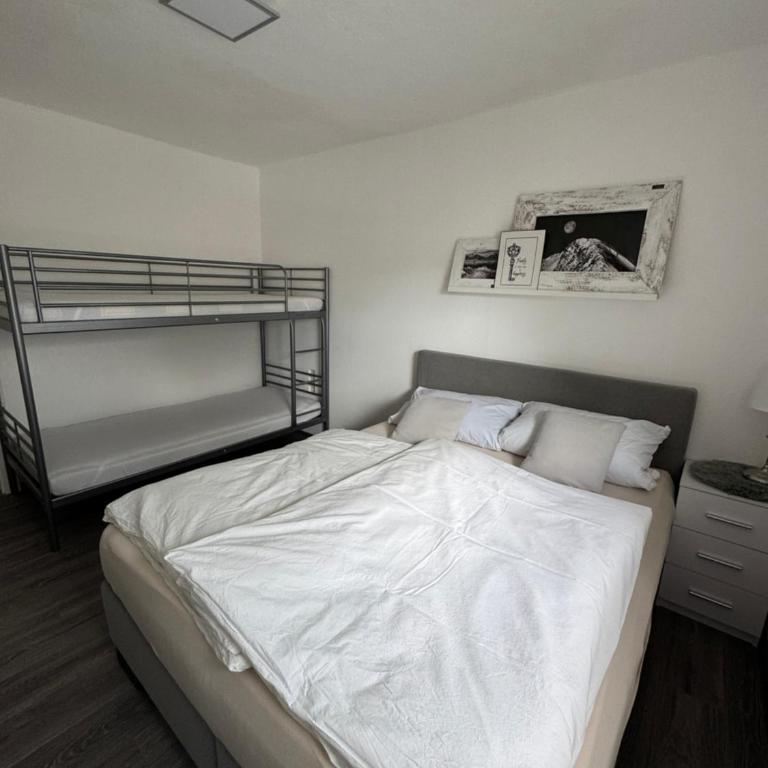 Helle & gemütliche Wohlfühlwohnung - Apartment mit 2 Schlafzimmern - 2