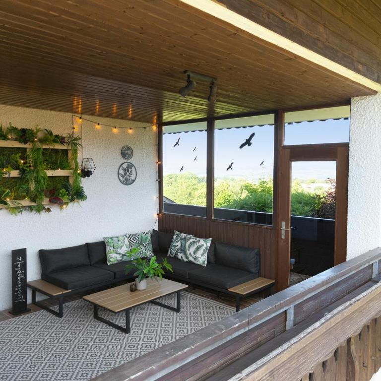HOIMATglück - Großes Apartment mit 3 Schlafzimmern, überdachtem Balkon & separatem WC in ruhiger Lage - Apartment mit 3 Schlafzimmern - 33