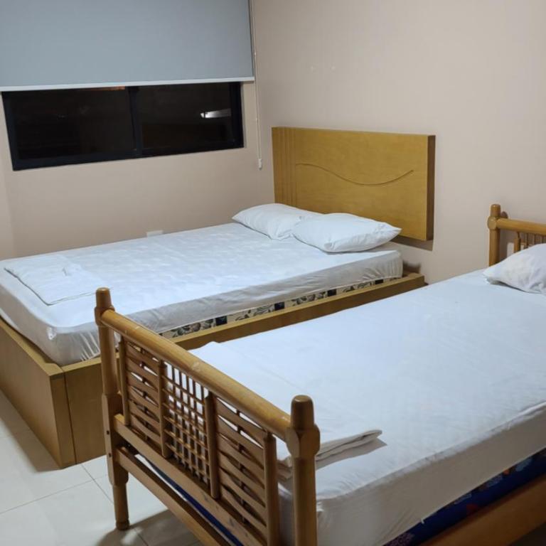 Gran Casa Con Piscina a 5 Minutos de la Playa - Apartment - 22