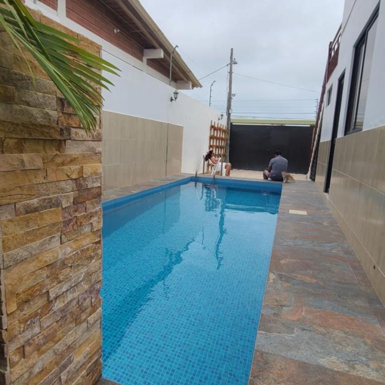 Gran Casa Con Piscina a 5 Minutos de la Playa - Apartment - 23