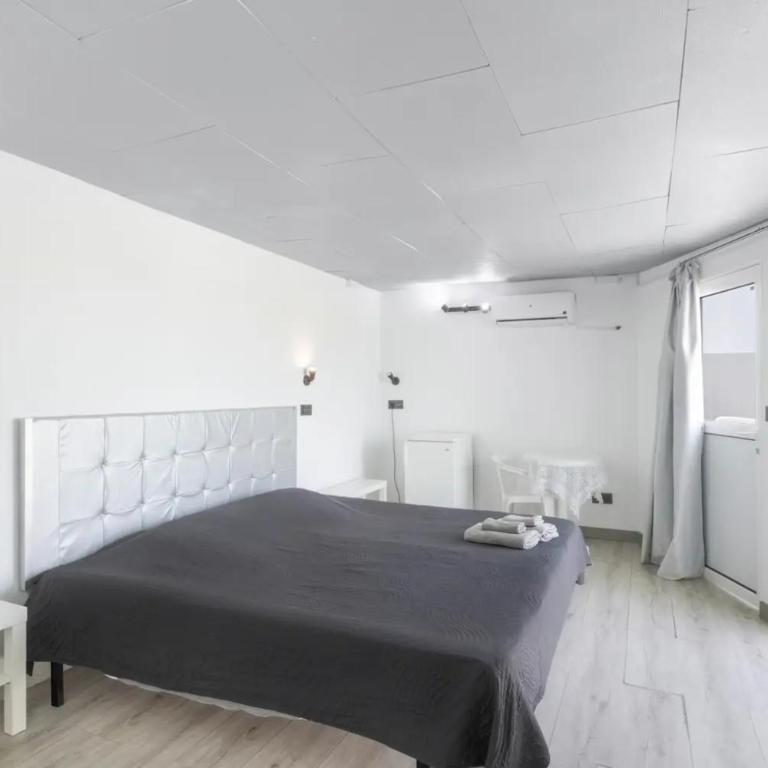 Suite con terraza y jacuzzi privada en Maspalomas - King Room with Spa Bath - 12
