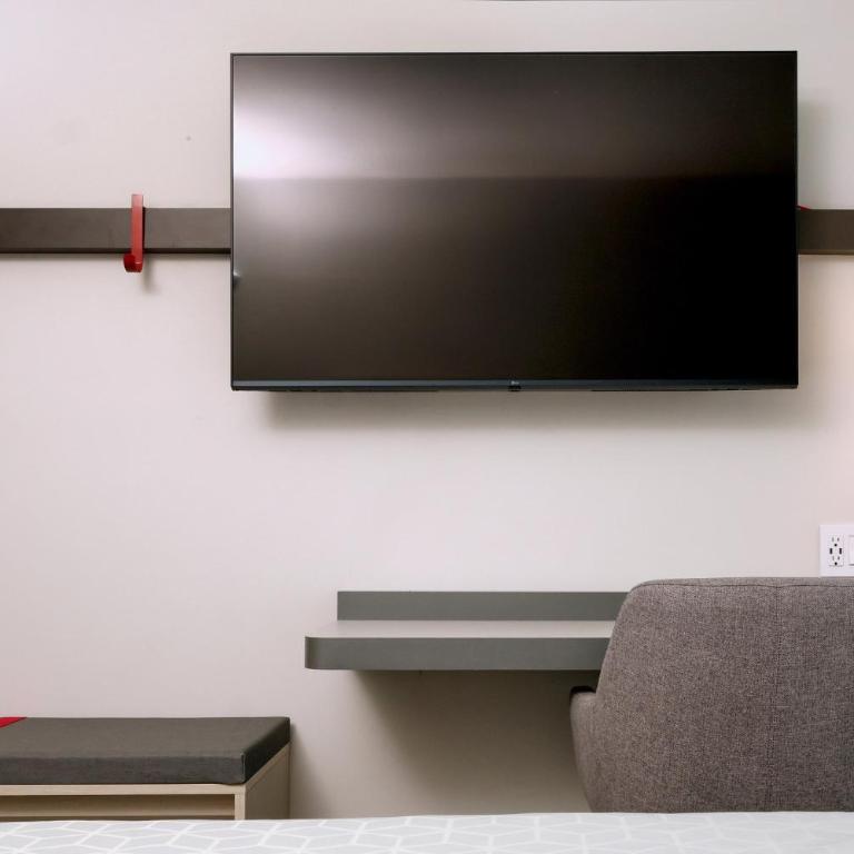 avid hotel Guadalajara Aeropuerto Norte - Habitación Estándar - Cama extragrande - 12