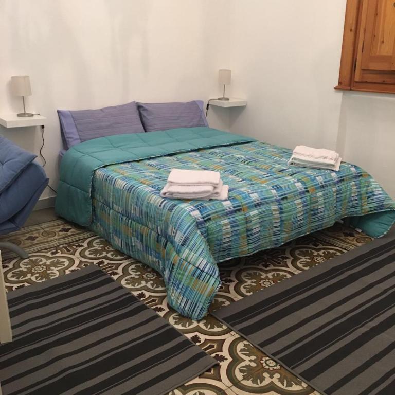 Lillo's House - Two-Bedroom Apartment - 14