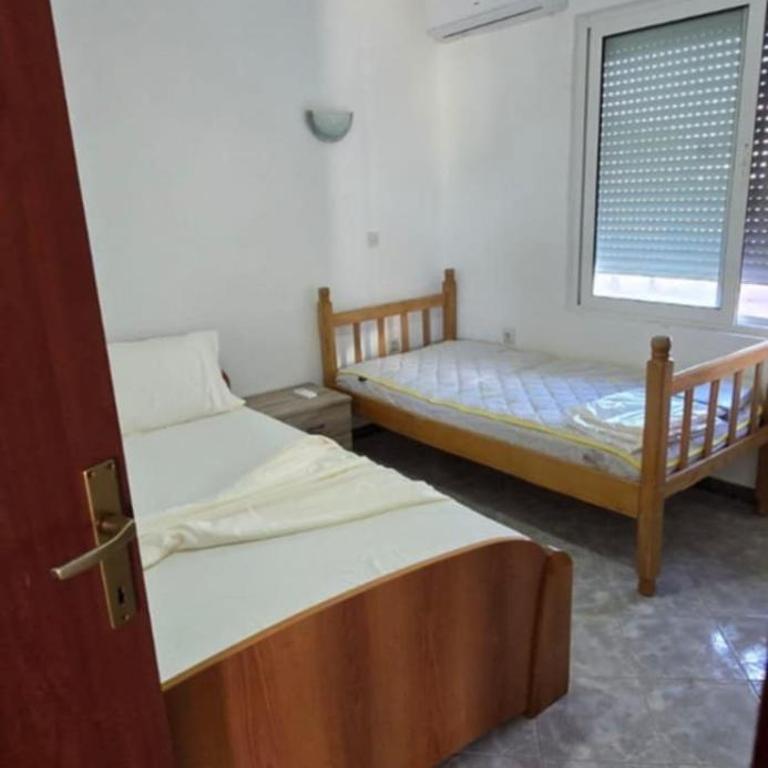 SHARRI Apartments - Porodična Dvokrevetna Soba sa Bračnim Krevetom - 16