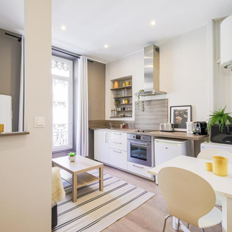 T2 cosy, calme, cœur de Grenoble - One-Bedroom Apartment - 5
