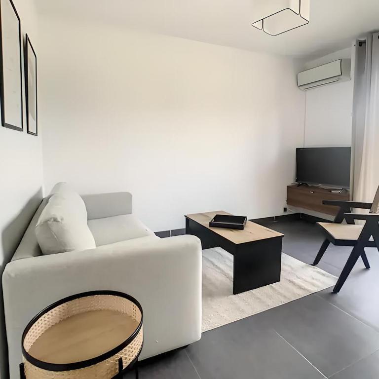 Superbe Appartement 2p avec place de parking - Appartement 1 Chambre - 2