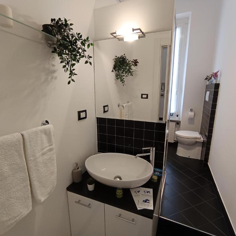 Cavallotti 7 by Holiday World - Appartamento con 2 Camere da Letto e Balcone - 23