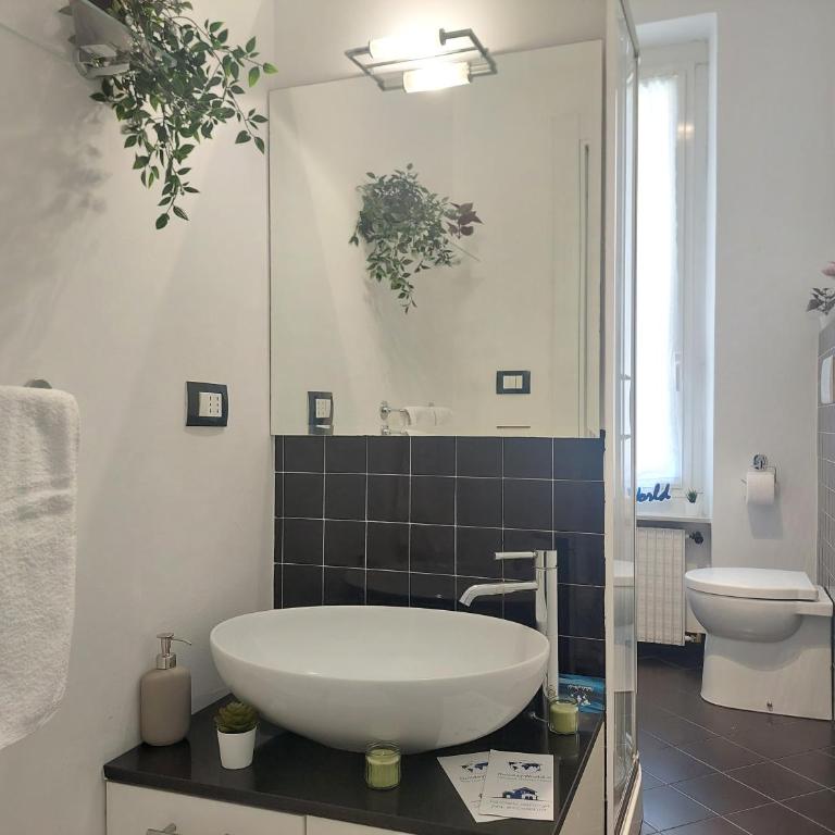 Cavallotti 7 by Holiday World - Appartamento con 2 Camere da Letto e Balcone - 19