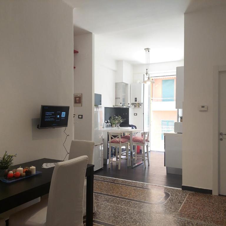 Cavallotti 7 by Holiday World - Appartamento con 2 Camere da Letto e Balcone - 8