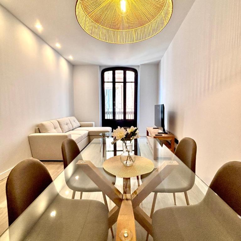 Casa Valencians - Two-Bedroom Apartment - 1