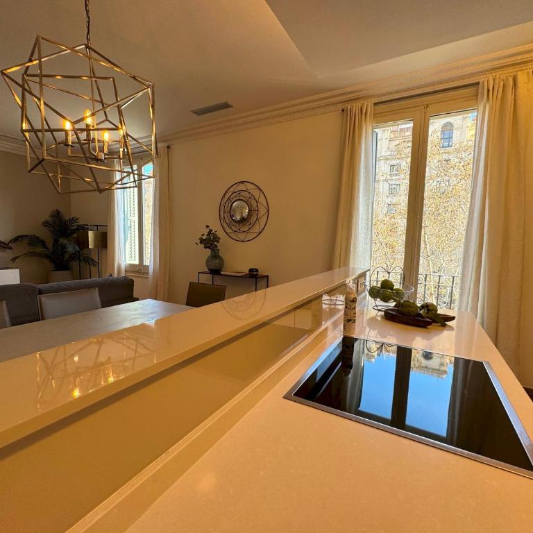 MODERN ELEGANCE by MyRentalHost - Three-Bedroom Apartment - 20